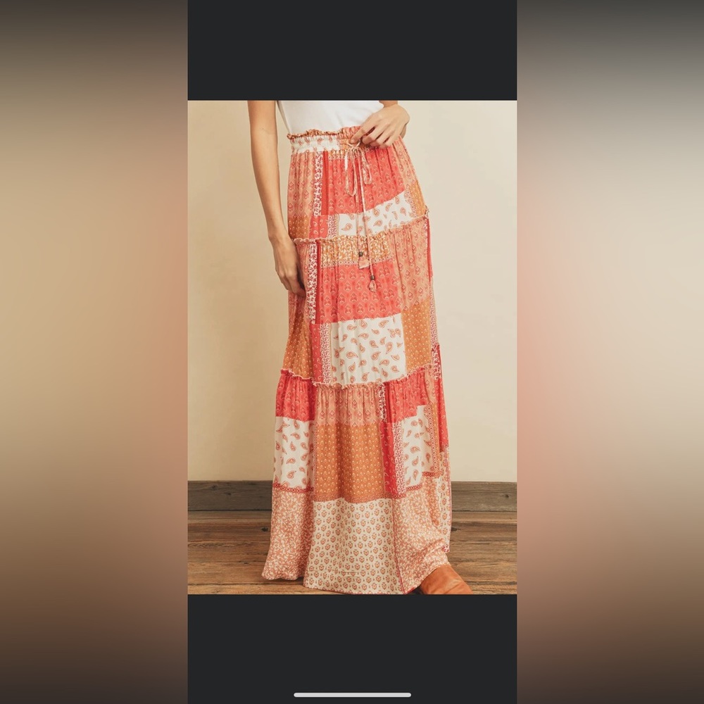 Maxi skirt